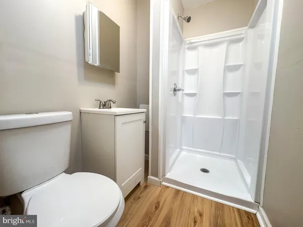 $2,100 | 27 East Adams Street, Paulsboro, NJ 08066