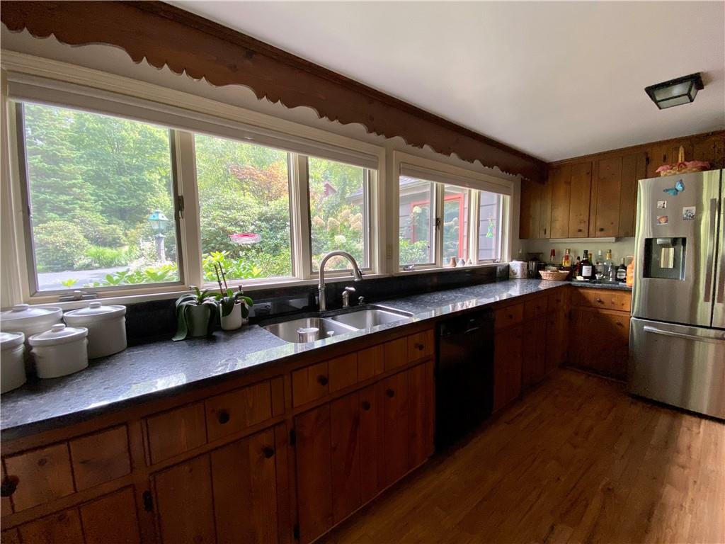 1131 Old Forbes Road Ligonier, PA 15658 - Photo 8 of 25 Gallery Image 8