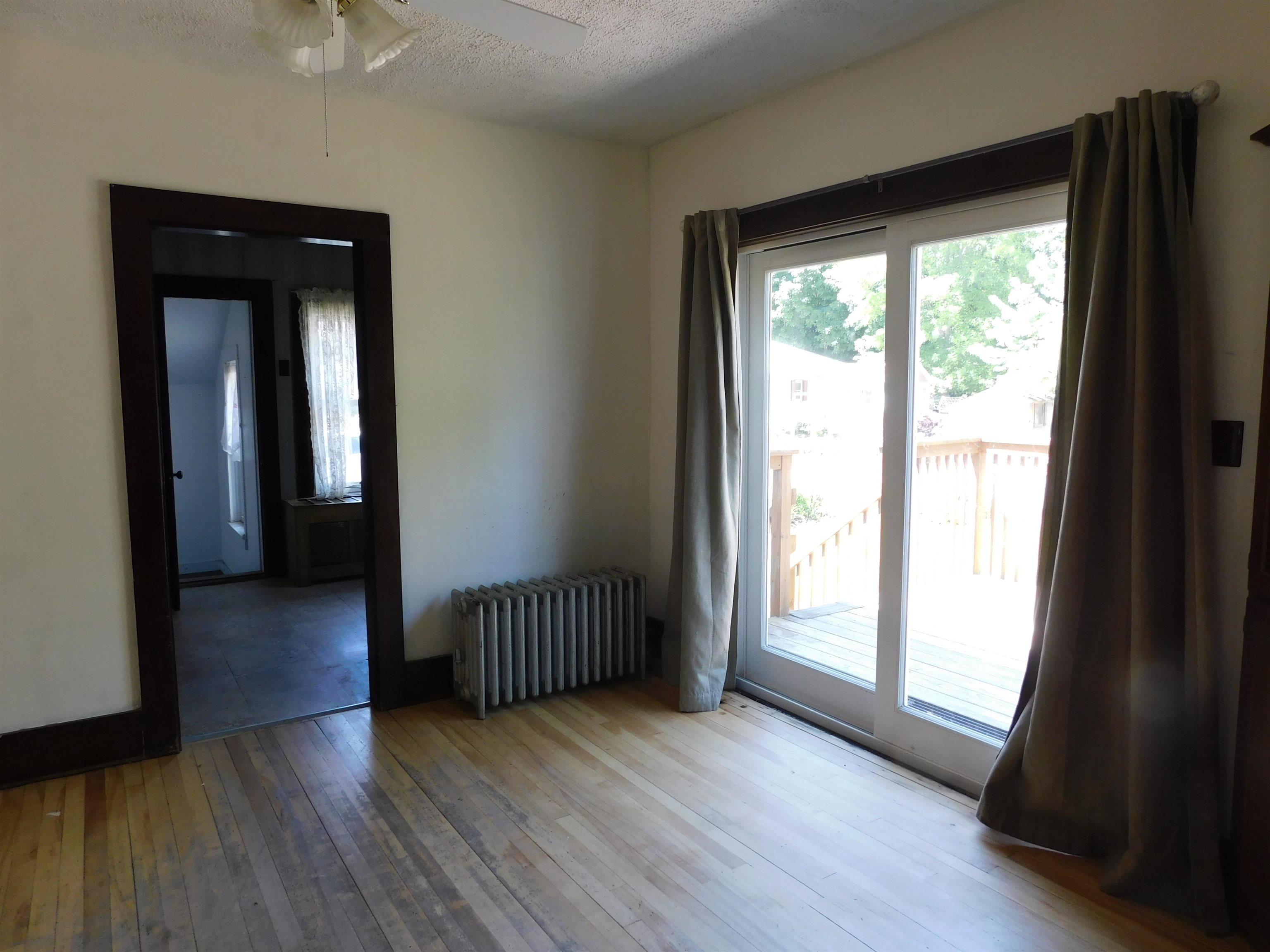 217 Union Street Springfield, VT 05156 - Photo 10 of 34