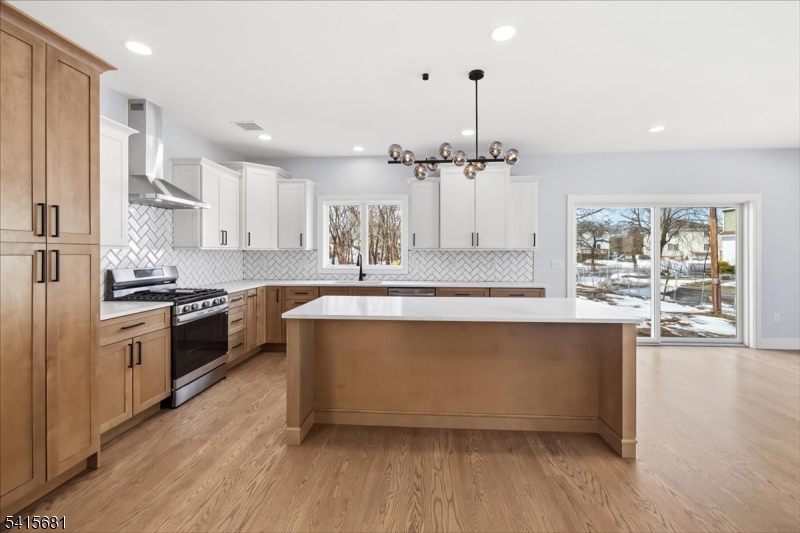 34 Zazzetti Street Waldwick, NJ 07463 - Photo 11 of 48