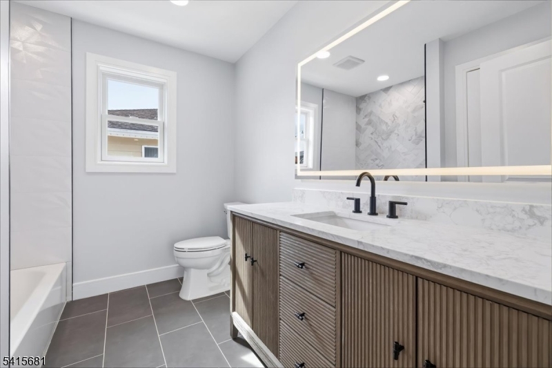 34 Zazzetti Street Waldwick, NJ 07463 - Photo 15 of 48
