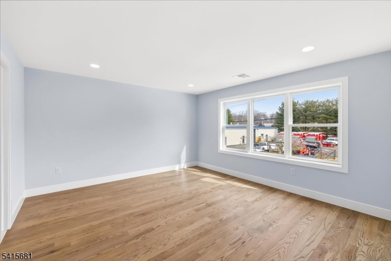 34 Zazzetti Street Waldwick, NJ 07463 - Photo 22 of 48