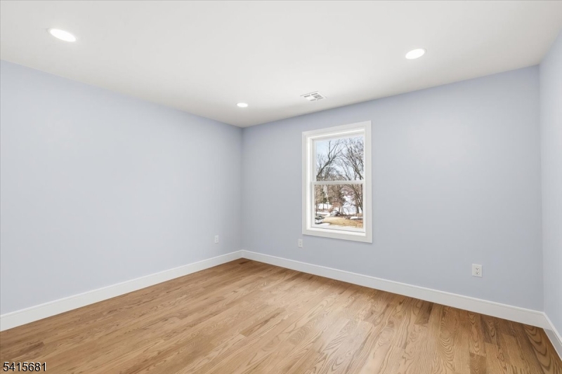 34 Zazzetti Street Waldwick, NJ 07463 - Photo 25 of 48