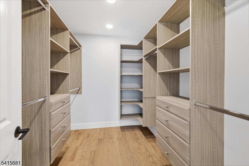 34 Zazzetti Street Waldwick, NJ 07463 - Photo 34 of 48