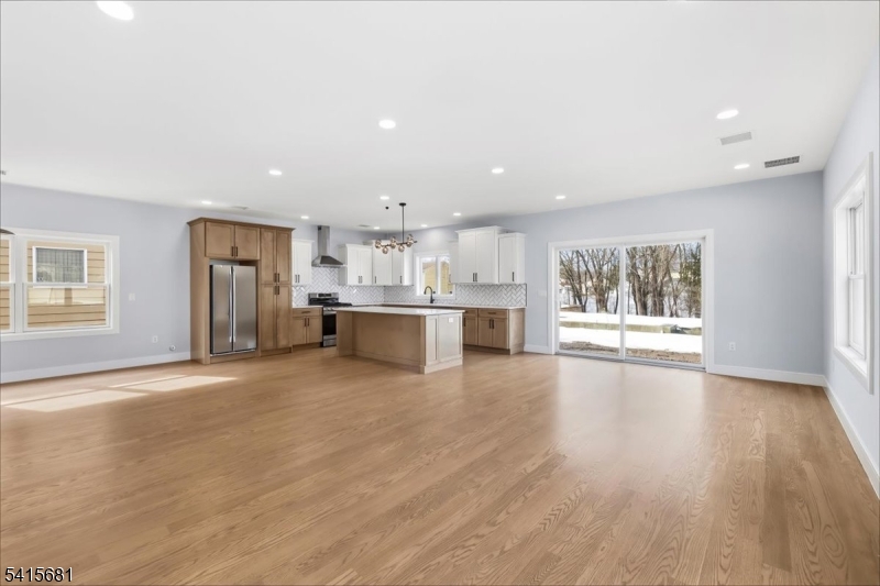 34 Zazzetti Street Waldwick, NJ 07463 - Photo 9 of 48