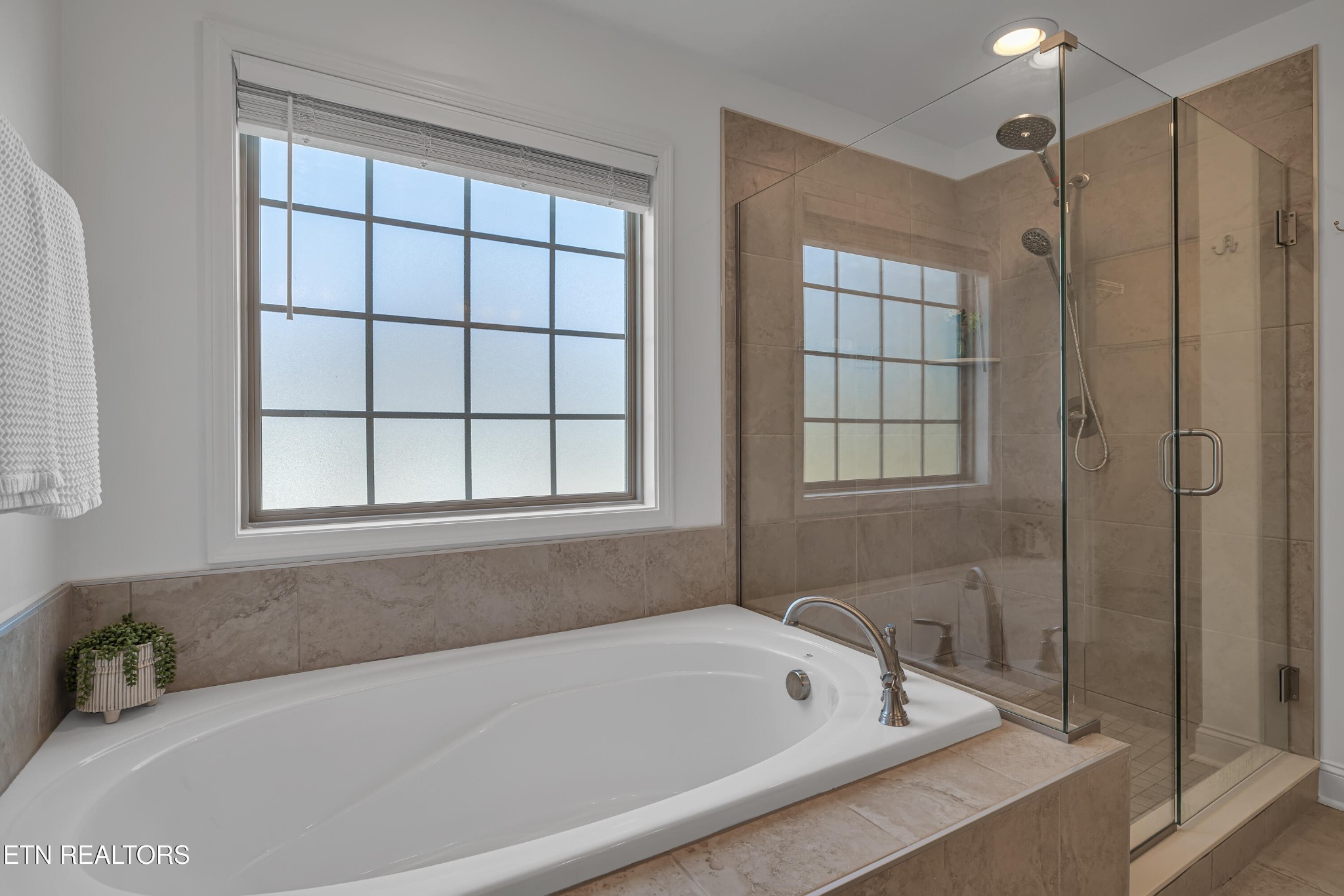 1546 Ridge Climber Road Knoxville, TN 37922 - Photo 18 of 27 Gallery Image 18