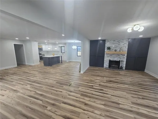 $334,900 | 4801 Northeast Sherwood Drive, Kansas City, MO 64119