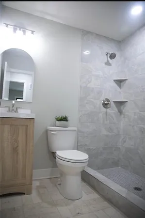 $334,900 | 4801 Northeast Sherwood Drive, Kansas City, MO 64119