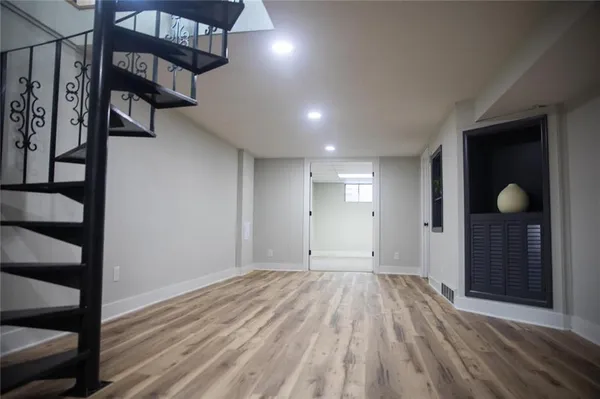 $334,900 | 4801 Northeast Sherwood Drive, Kansas City, MO 64119