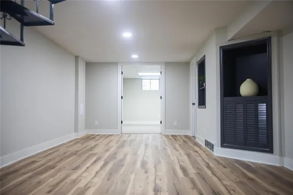 $334,900 | 4801 Northeast Sherwood Drive, Kansas City, MO 64119