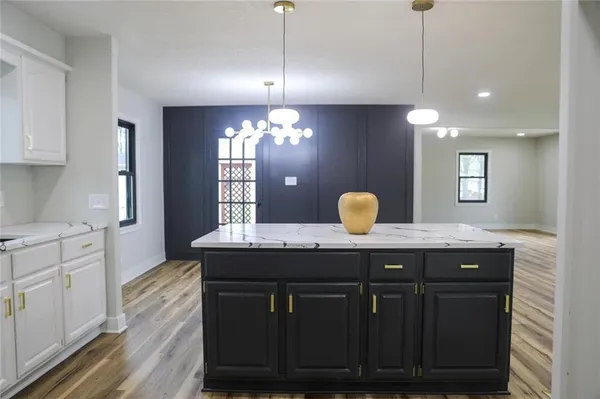 $334,900 | 4801 Northeast Sherwood Drive, Kansas City, MO 64119