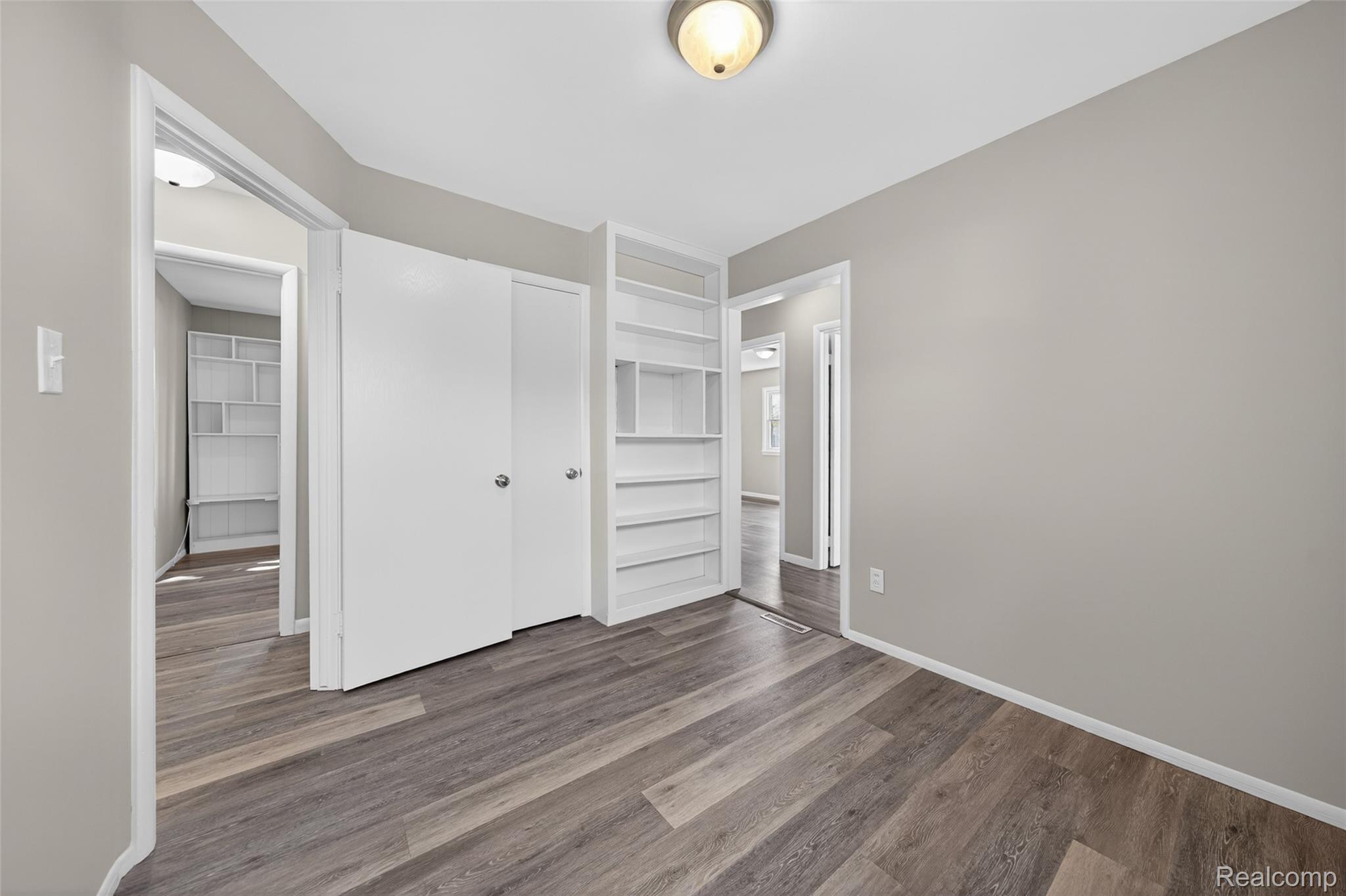 5357 Sashabaw Road Clarkston, MI 48346 - Photo 13 of 25 5357-Sashabaw-Rd-Clarkston-Mi-12.jpg