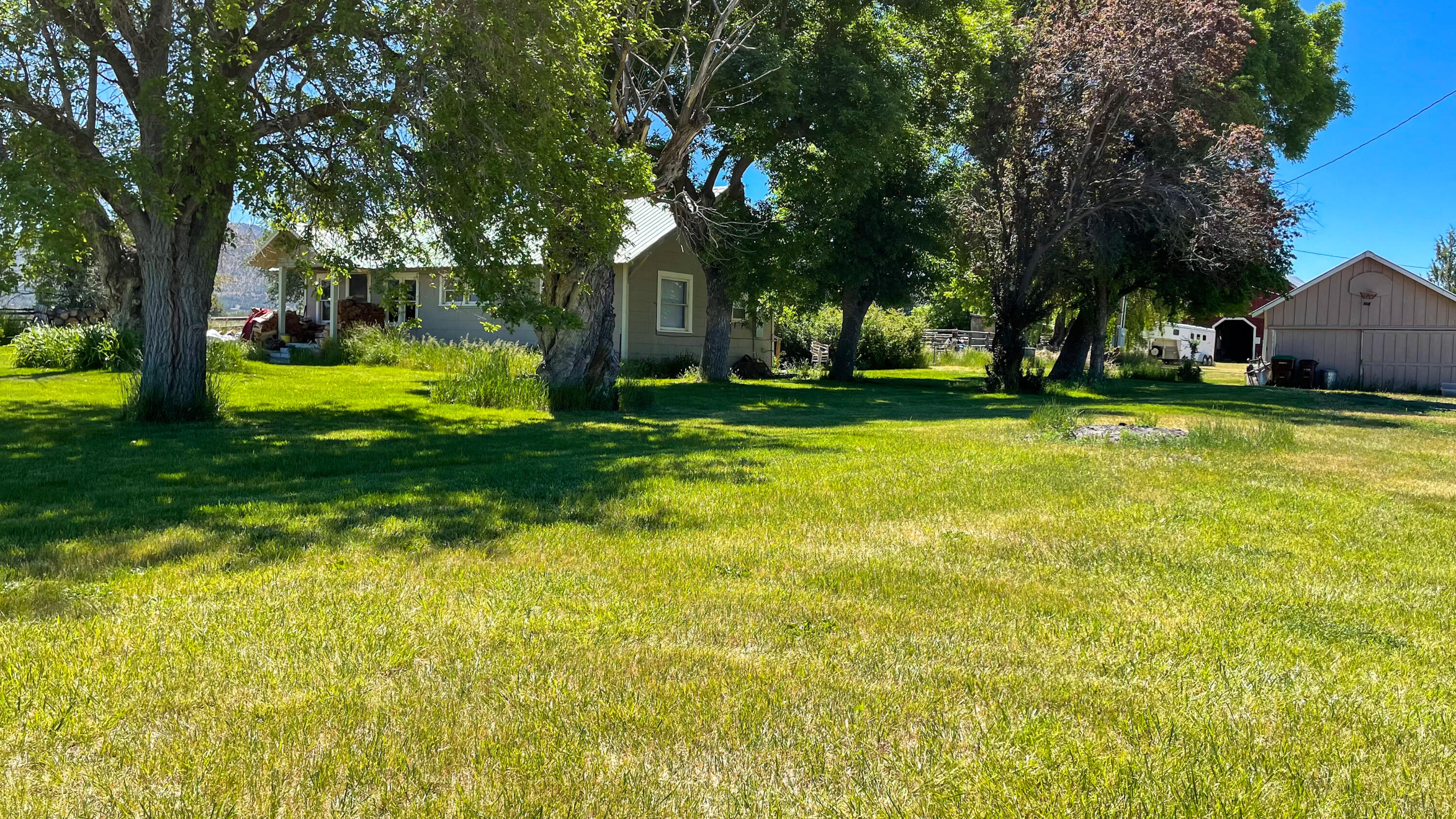 14212 Southwest Riggs Road Powell Butte, OR 97753 - Photo 1 of 48 feature picture
