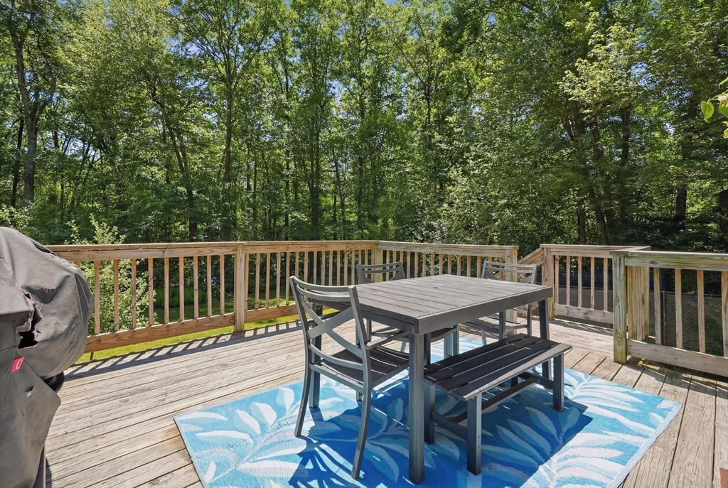 56 King Street Uxbridge, MA 01569 - Photo 34 of 35