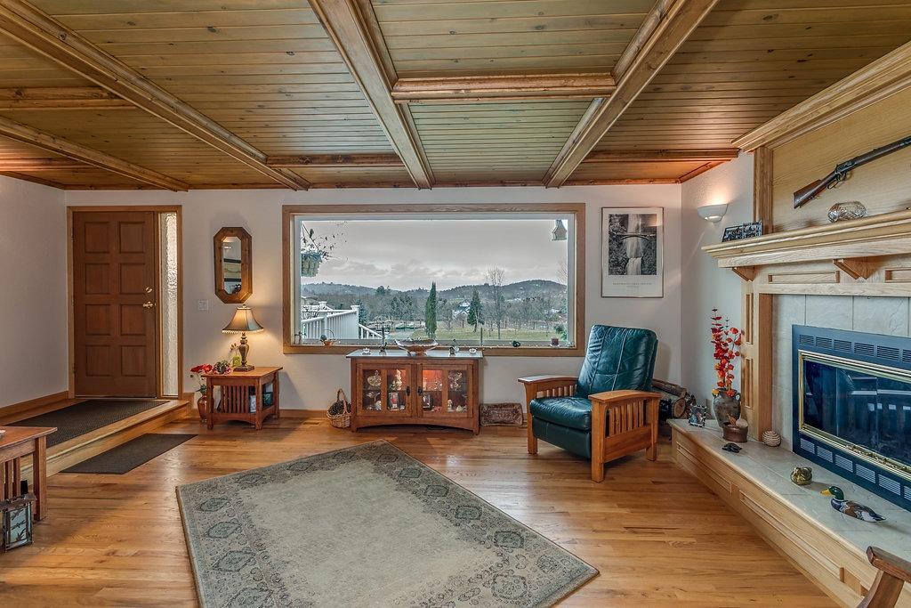 5215 Dark Hollow Road Medford, OR 97501 - Photo 12 of 35 Additional Photo