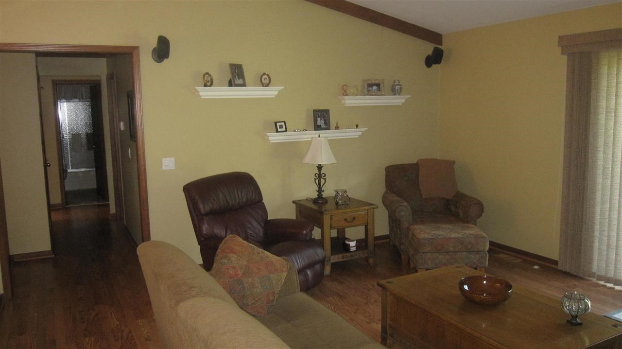 2931 Walbridge Drive Rochester, MI 48307 - Photo 8 of 23 31201983-7.JPG