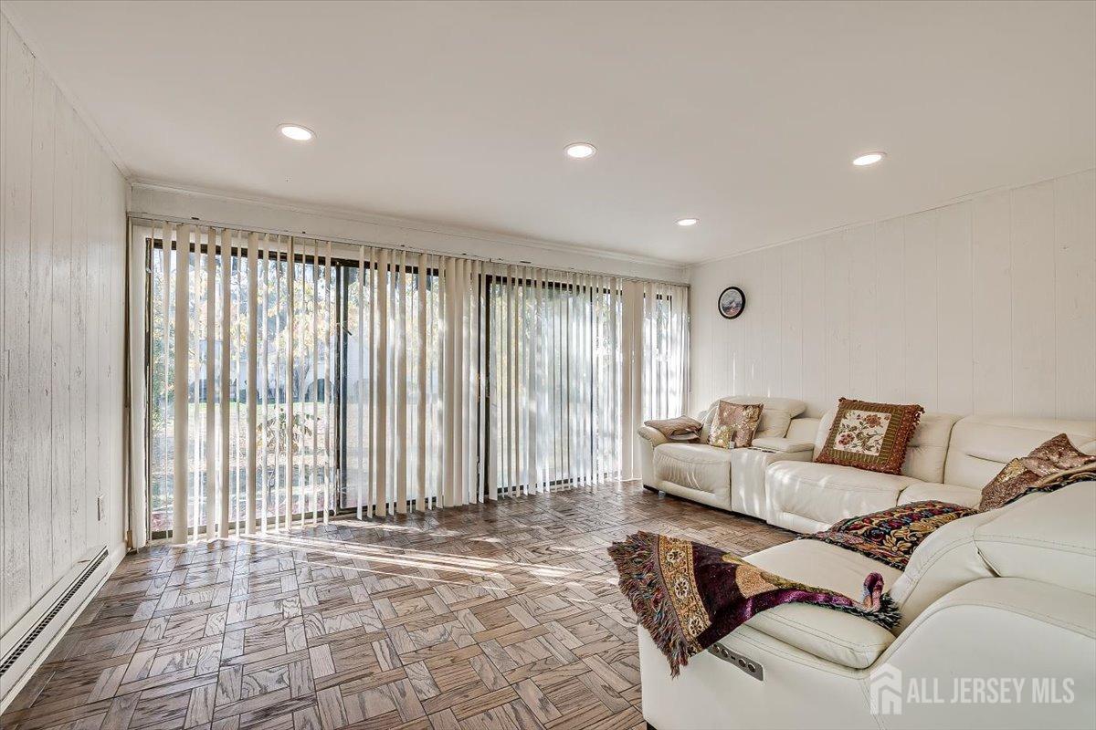 39 A Haddon Road Monroe Township, NJ 08831 - Photo 17 of 37 Gallery Image 17