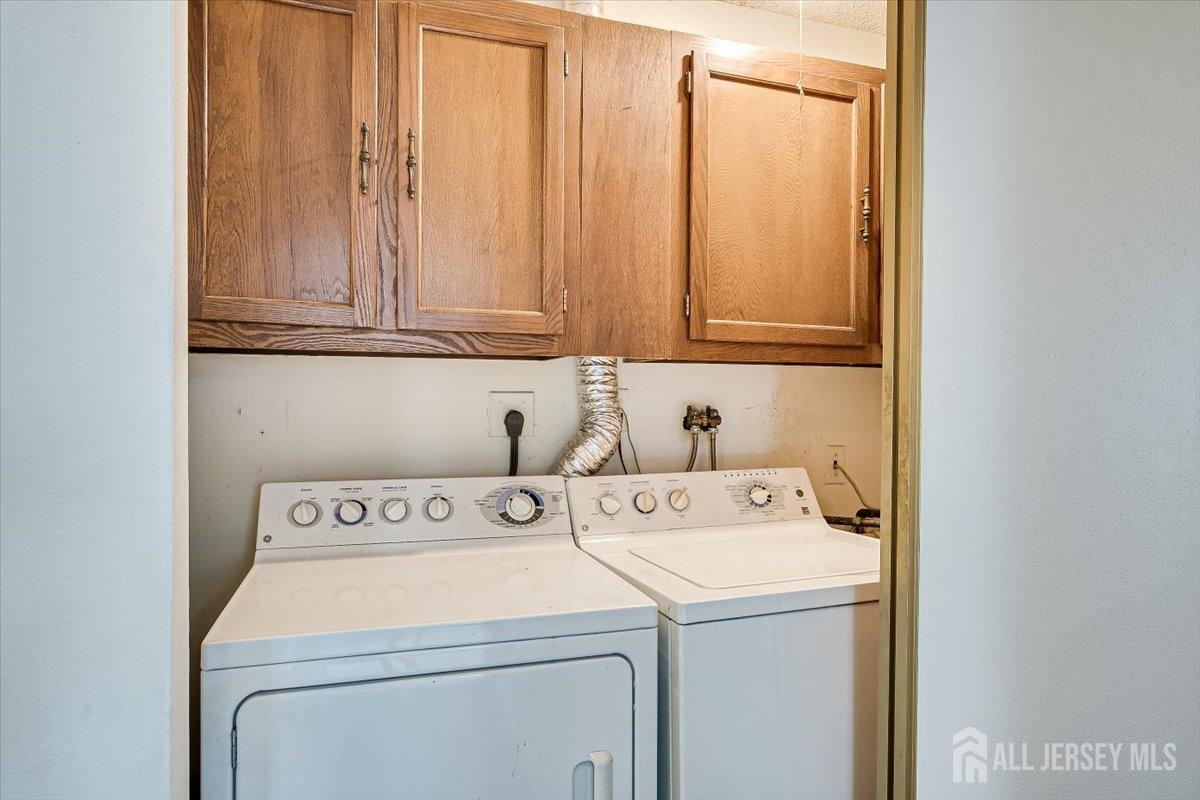 39 A Haddon Road Monroe Township, NJ 08831 - Photo 26 of 37 Gallery Image 26