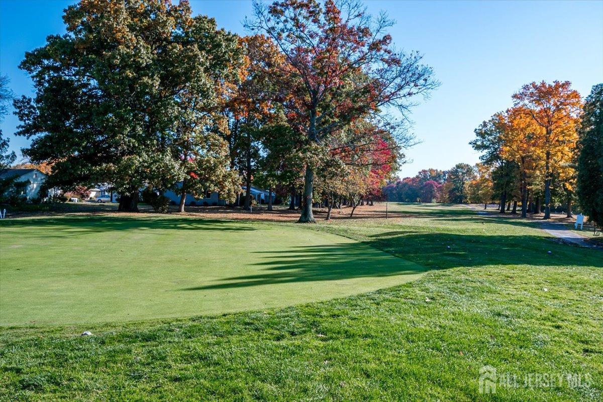 39 A Haddon Road Monroe Township, NJ 08831 - Photo 35 of 37 Gallery Image 35