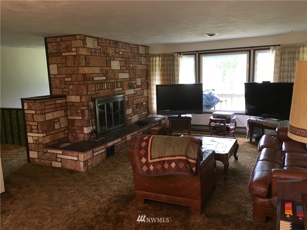 515 Brown Road East Chehalis, WA 98532 - Photo 8 of 22