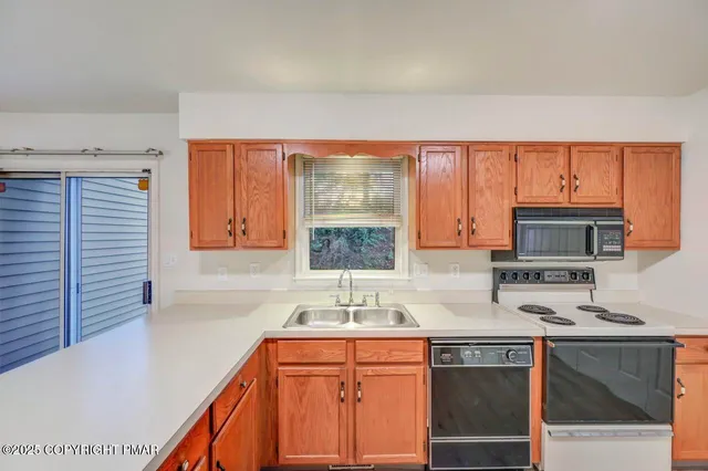 $250,000 | 116 Eaglesmere Circle, East Stroudsburg, PA 18301