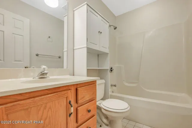 $250,000 | 116 Eaglesmere Circle, East Stroudsburg, PA 18301