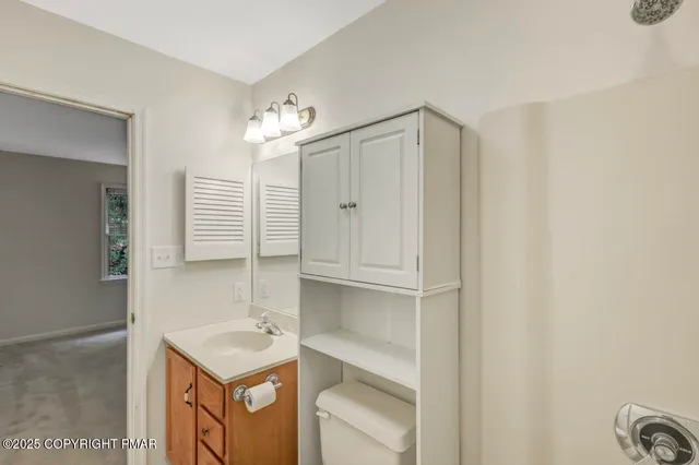 $250,000 | 116 Eaglesmere Circle, East Stroudsburg, PA 18301