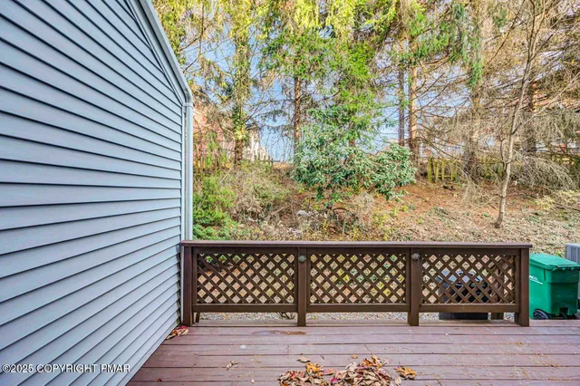 $250,000 | 116 Eaglesmere Circle, East Stroudsburg, PA 18301