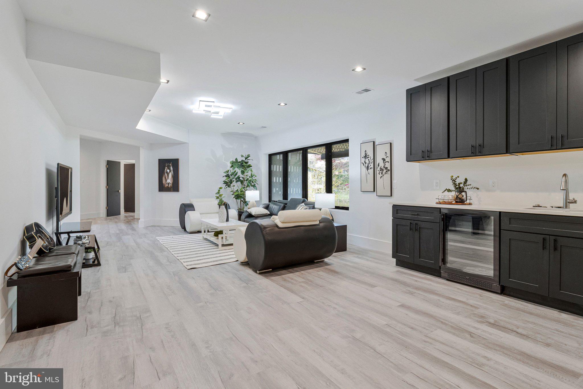 3525 Glenbrook Road Fairfax, VA 22031 - Photo 68 of 111 Family room with wet bar/ beverage cooler