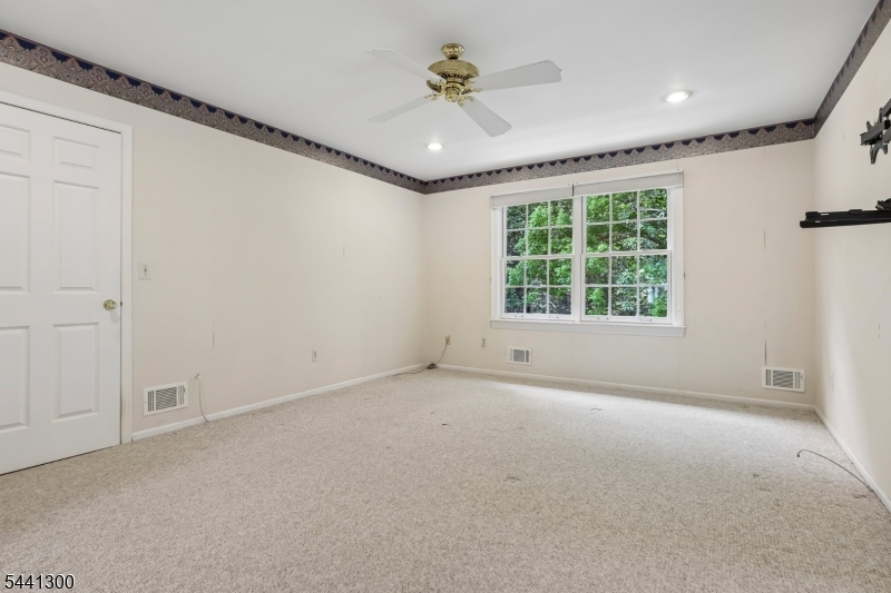 25 Bedminster Road Randolph, NJ 07869 - Photo 26 of 39
