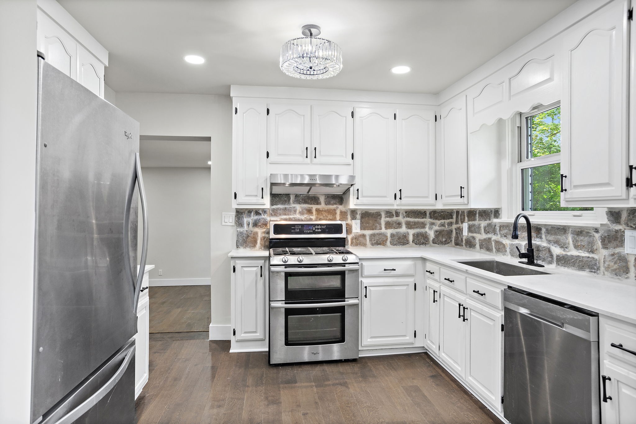 712 Dover Road Nashville, TN 37211 - Photo 5 of 31 Gallery Image 5