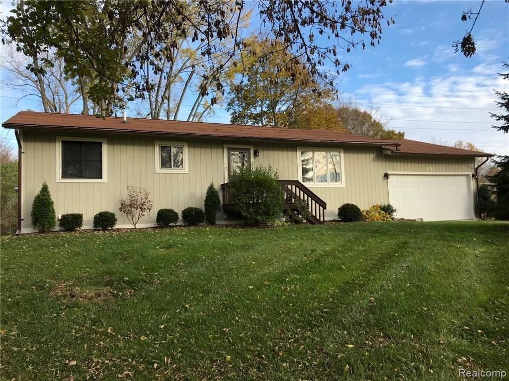 4067 Pinckney Road Howell, MI 48843 - Photo 23 of 26 FAD82538-87A7-48B5-8228-79B5A12DB52F.jpeg