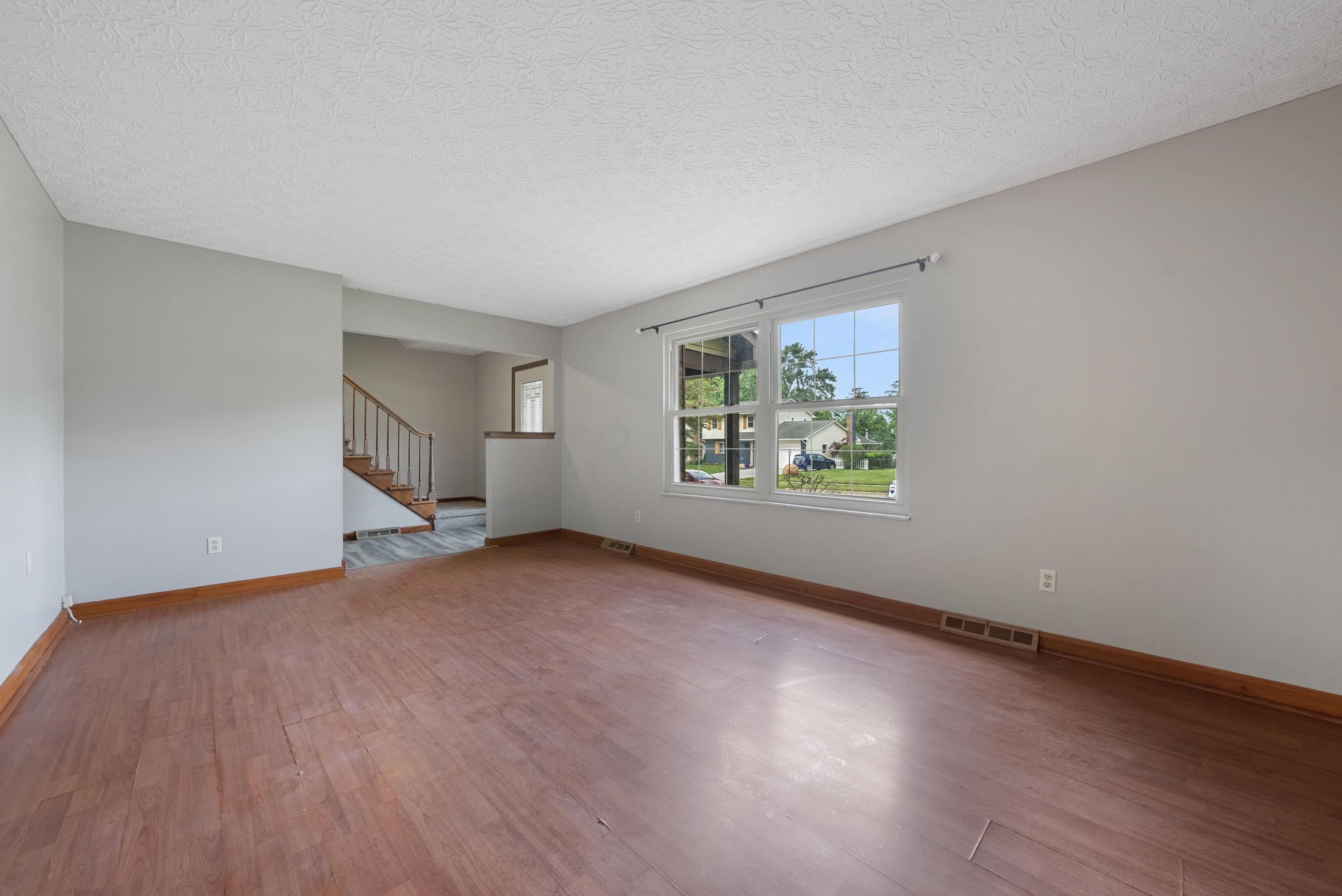 463 Tresham Road Columbus, OH 43230 - Photo 13 of 27 Gallery Image 13
