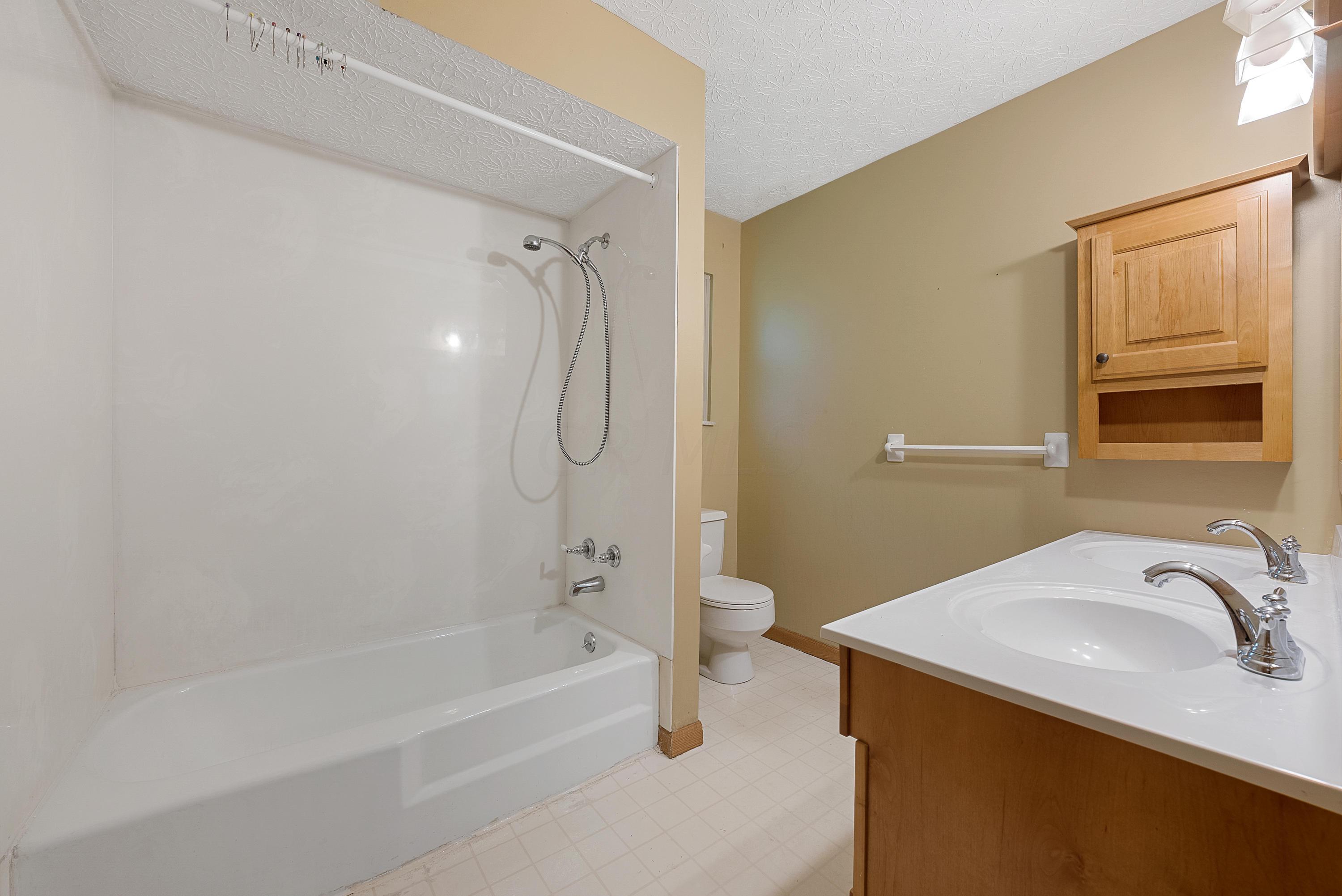 463 Tresham Road Columbus, OH 43230 - Photo 20 of 27 Gallery Image 20