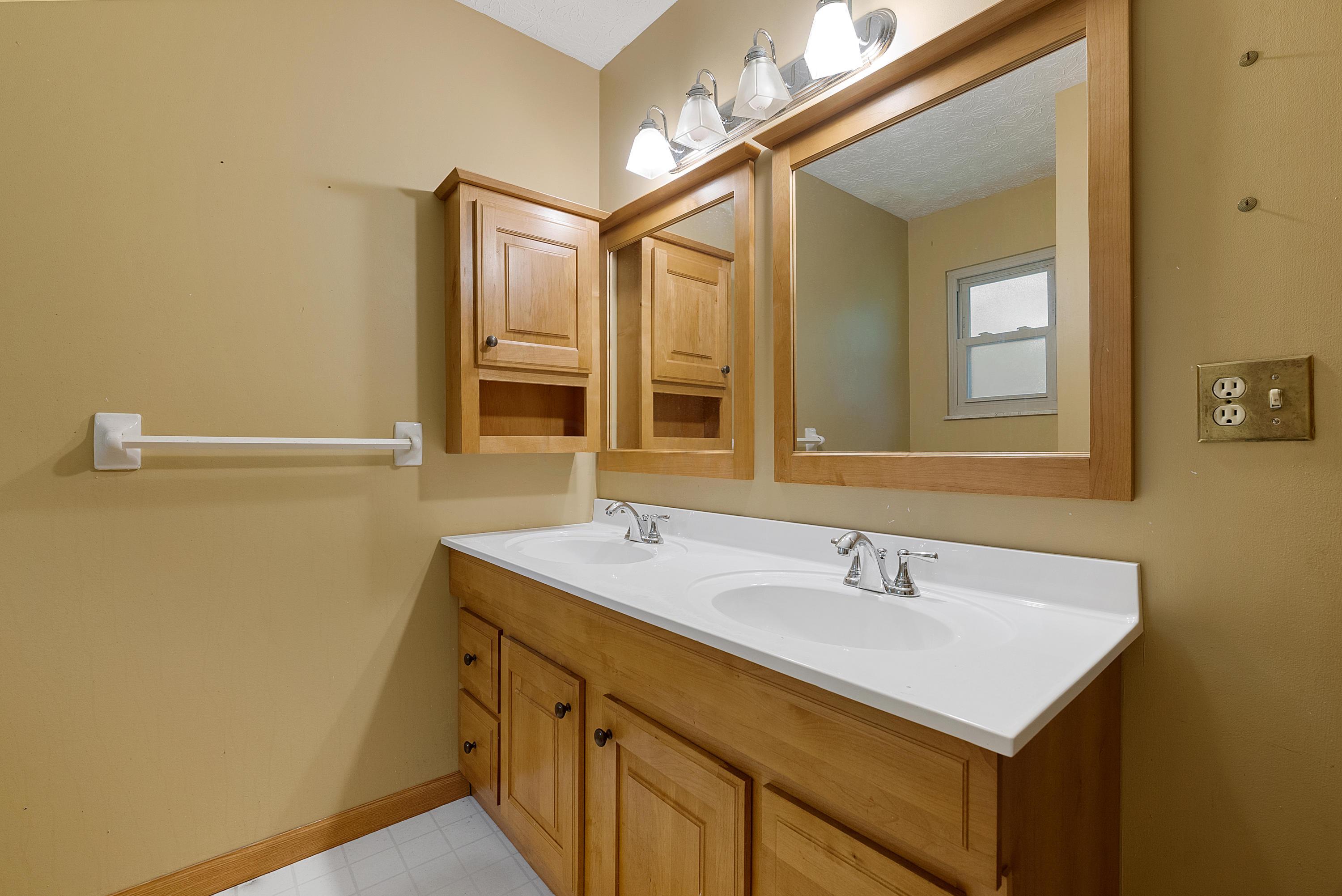 463 Tresham Road Columbus, OH 43230 - Photo 21 of 27 Gallery Image 21