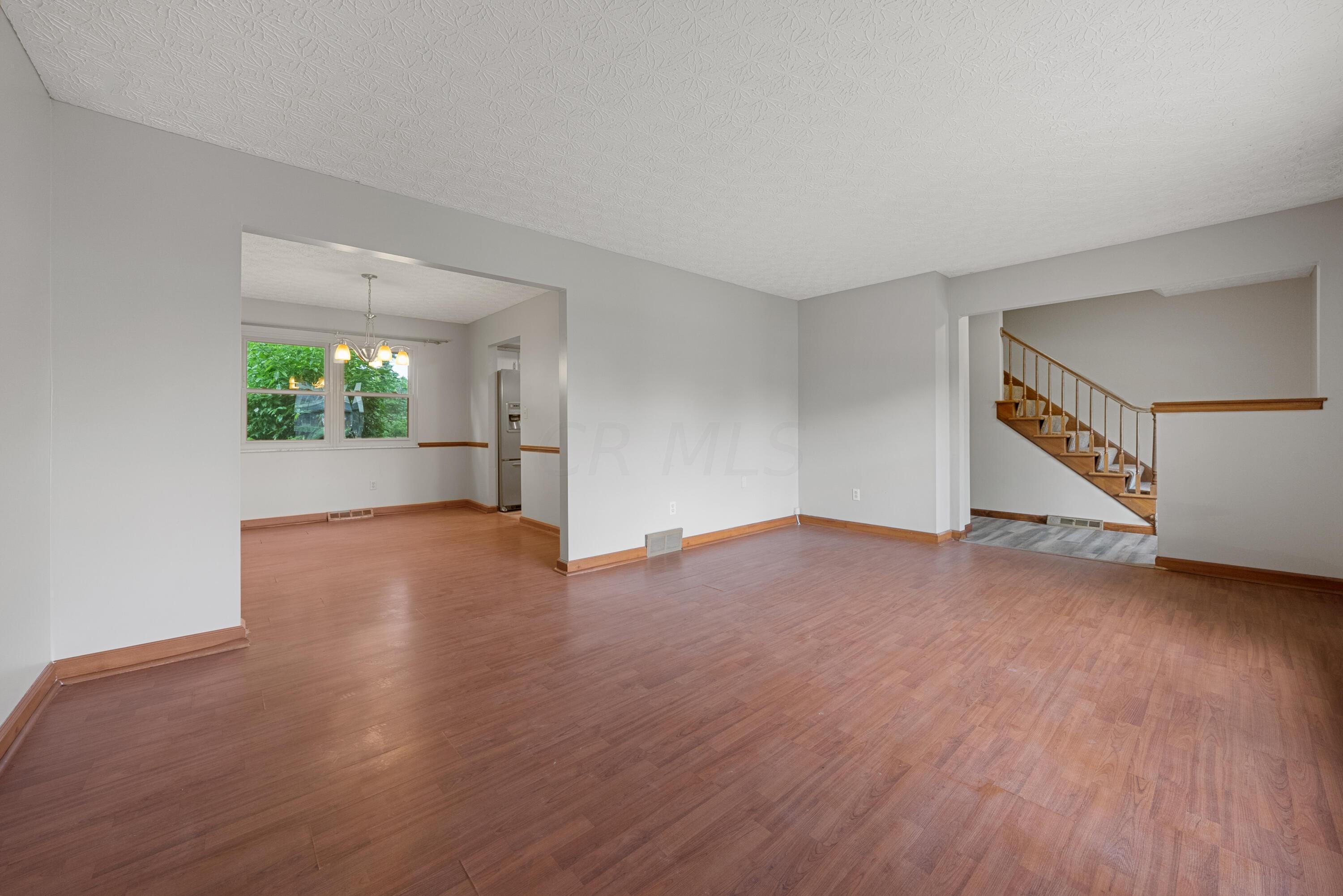 463 Tresham Road Columbus, OH 43230 - Photo 6 of 27 Gallery Image 6