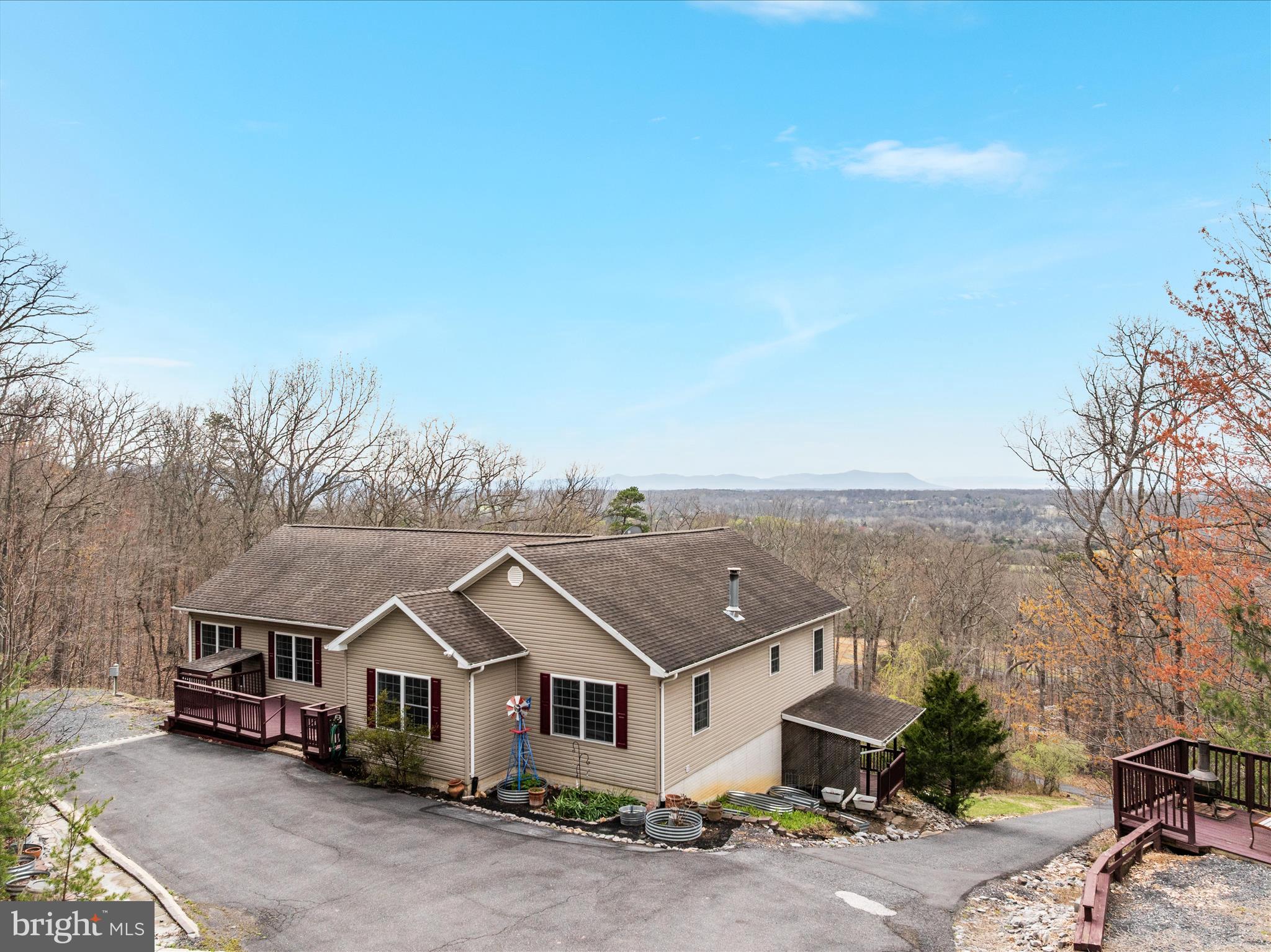 283 Rock Ridge Road Front Royal, VA 22630 - Photo 2 of 64