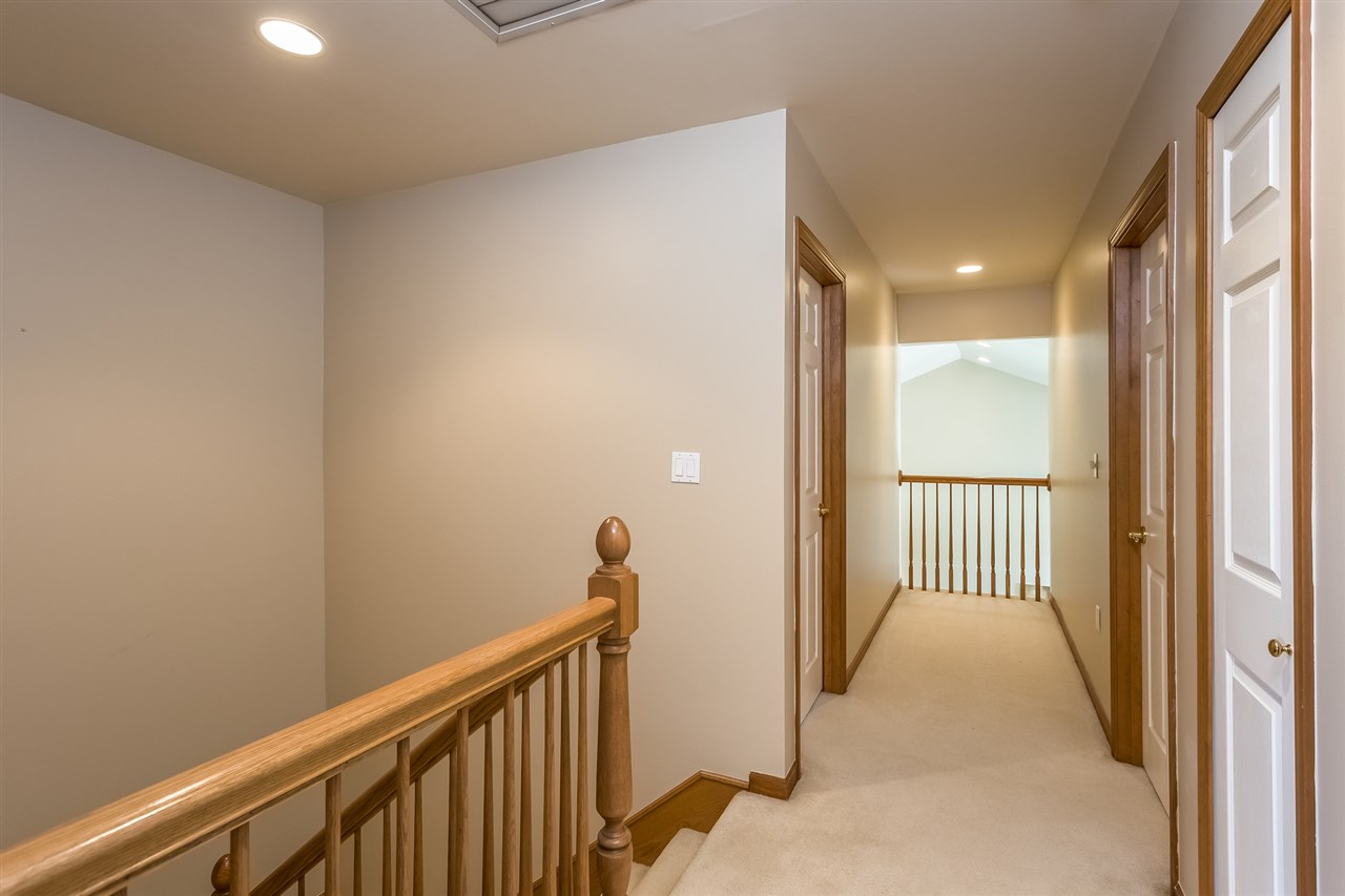 11320 Covered Bridge Lane Romeo, MI 48065 - Photo 33 of 57 31330467-32.JPG