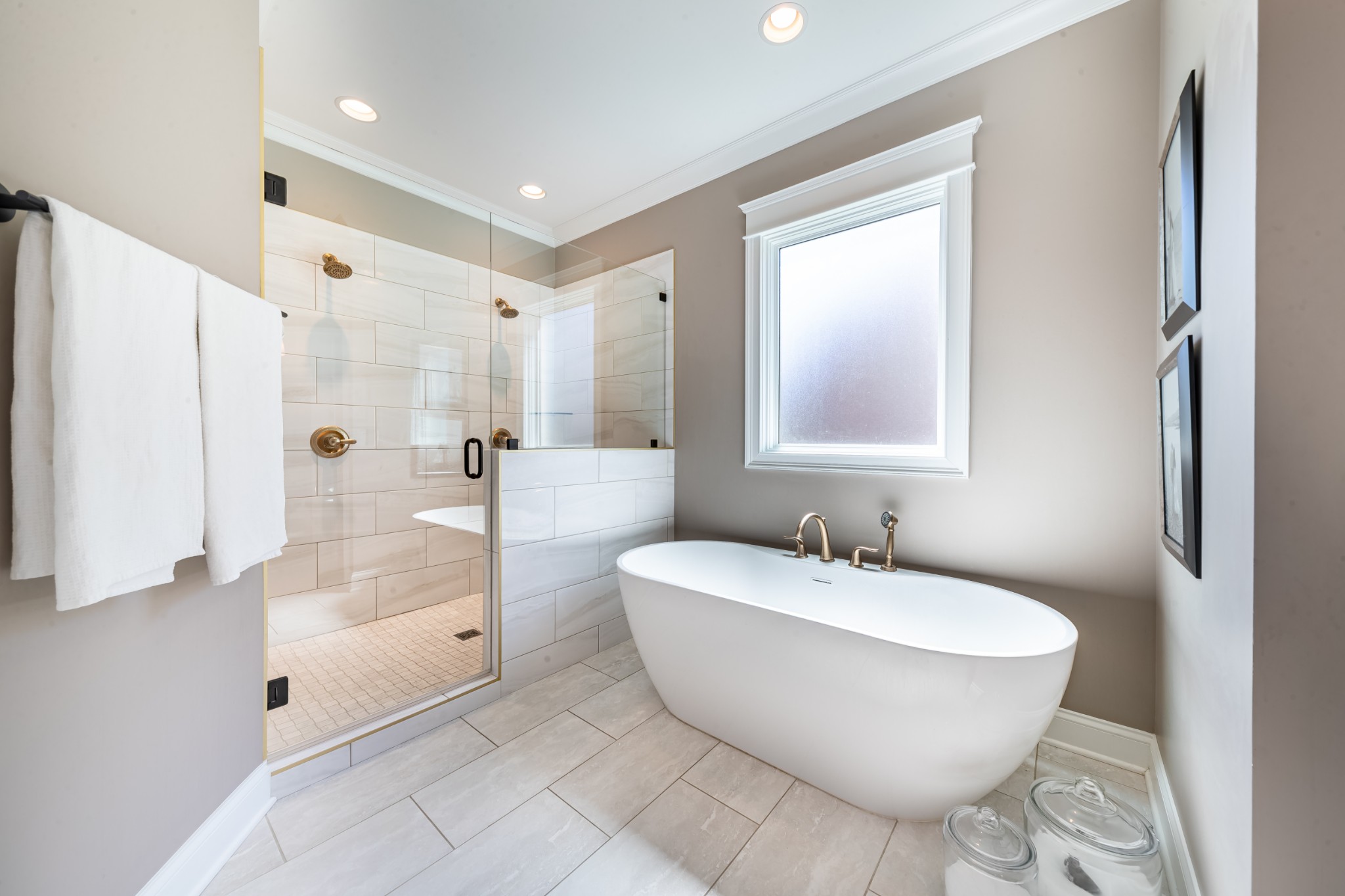 304 Charleston Street Lebanon, TN 37087 - Photo 22 of 51 a bathroom with a sink and a mirror