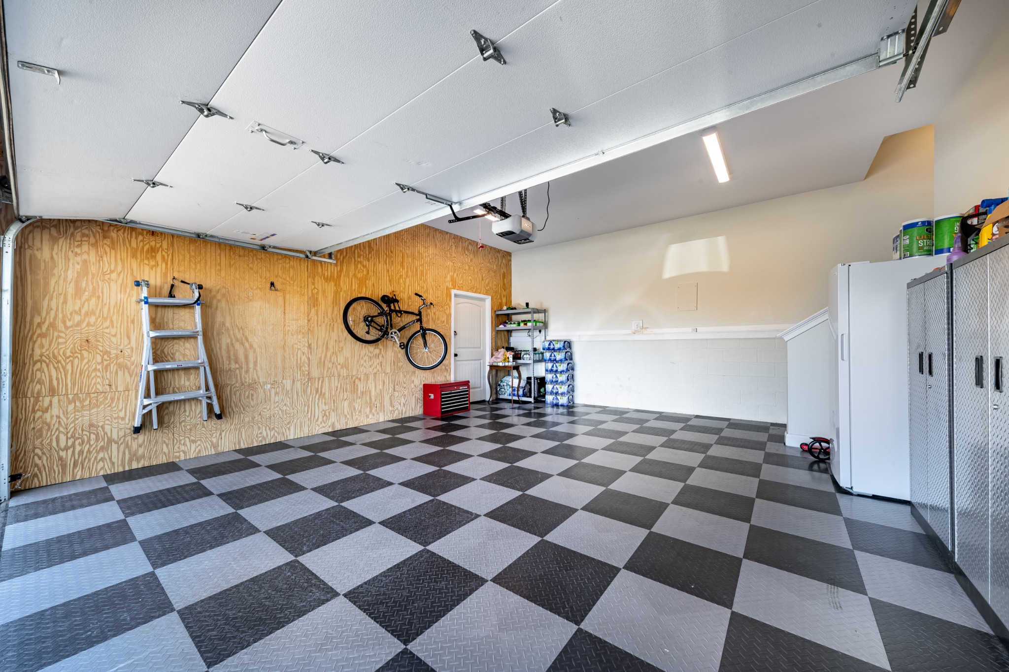 304 Charleston Street Lebanon, TN 37087 - Photo 49 of 51 a view of a entryway with a checkered floor