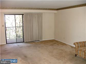 11 E Fairway Road, Unit E Shillington, PA 19607 - Photo 3 of 7 Gallery Image 3