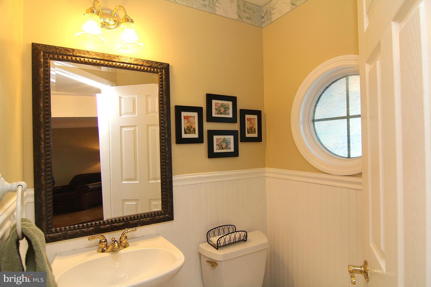 303 Longbow Road Mount Airy, MD 21771 - Photo 14 of 30 Bath