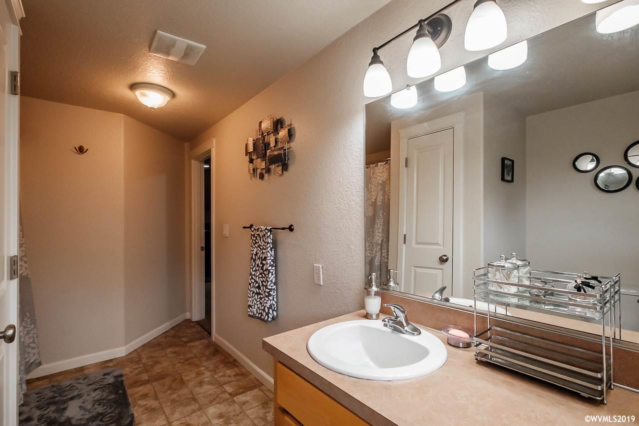 878 Helmick Road Monmouth, OR 97361 - Photo 33 of 42 Gallery Image 33