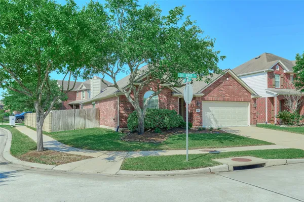 $305,000 | 3518 Leaf Vines Drive, Spring, TX 77386