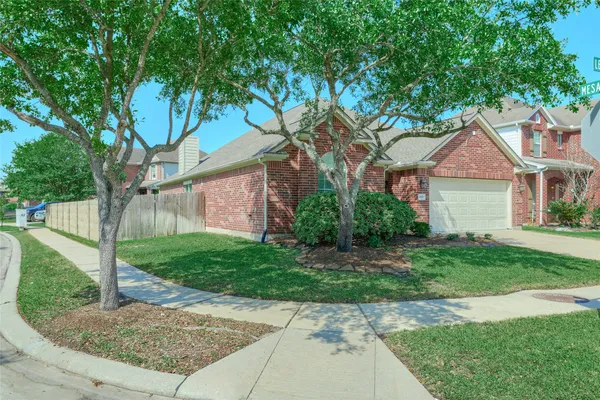 $305,000 | 3518 Leaf Vines Drive, Spring, TX 77386