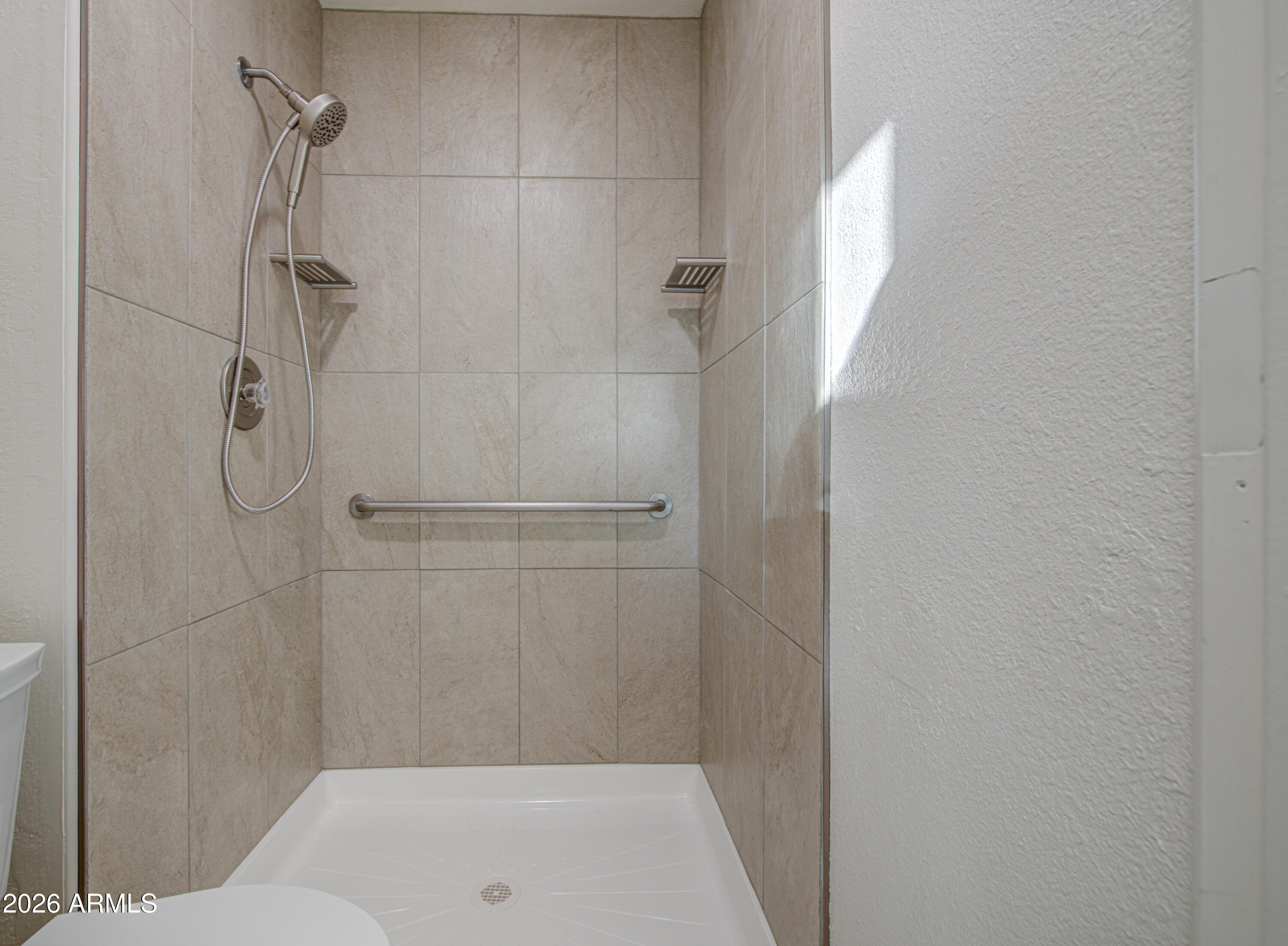 1350 North Boyd Road Apache Junction, AZ 85119 - Photo 18 of 31 Primary Bath Shower