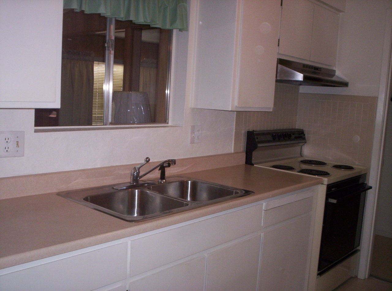 5227 East Adobe Road Mesa, AZ 85205 - Photo 2 of 12 KITCHEN