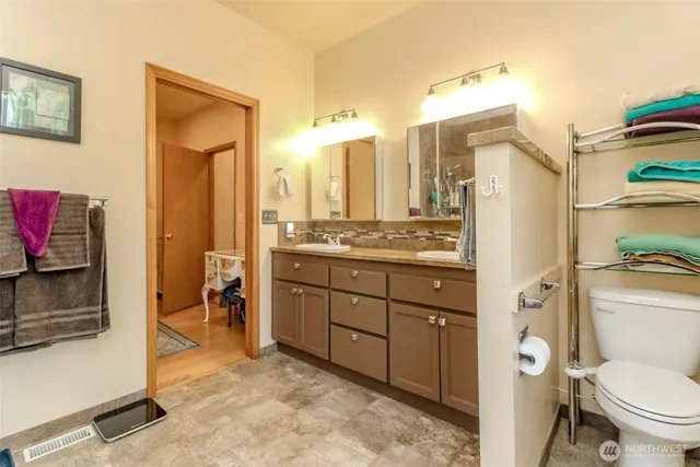 $584,950 | 15405 148th Ave Court East, Orting, WA 98360