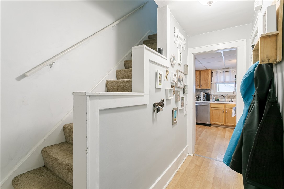 113 Mosley Road Greece, NY 14616 - Photo 13 of 33