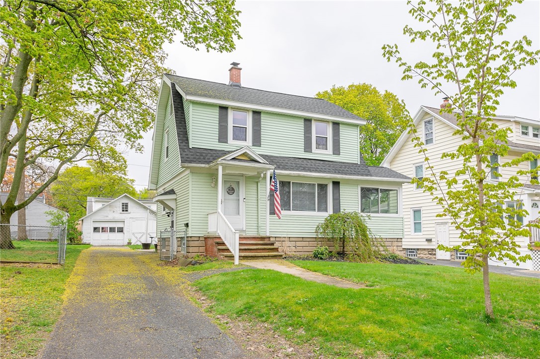 113 Mosley Road Greece, NY 14616 - Photo 3 of 33